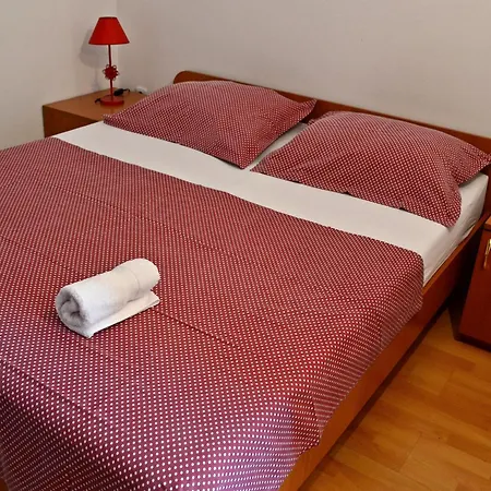 Apartman House