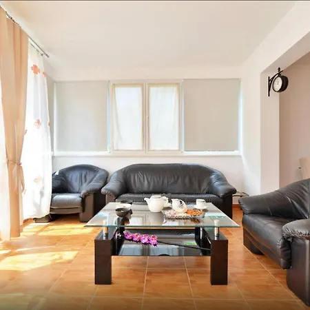 House Apartment Split