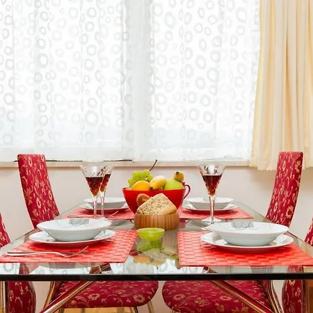 아파트 House 스플리트