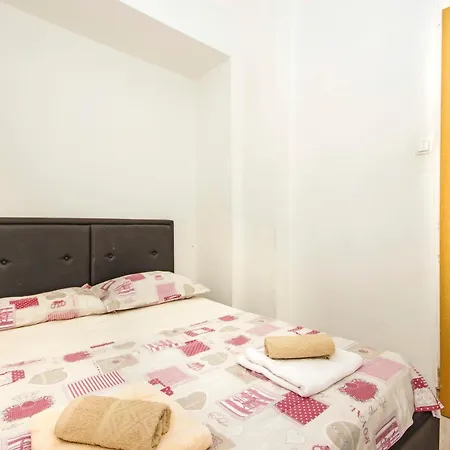 아파트 House 스플리트